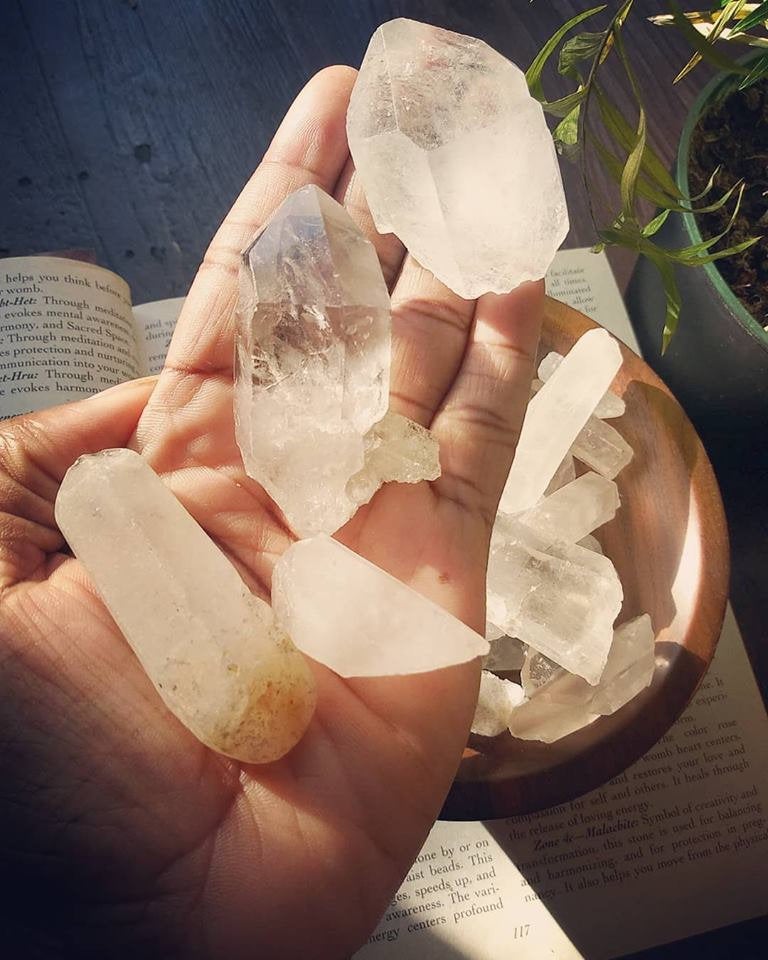 Clear Quartz Point - Quartz Crystal Point - Raw Natural Quartz Points - Raw Natural Rock Crystal Quartz Point - Jewelry Crafts and Healing