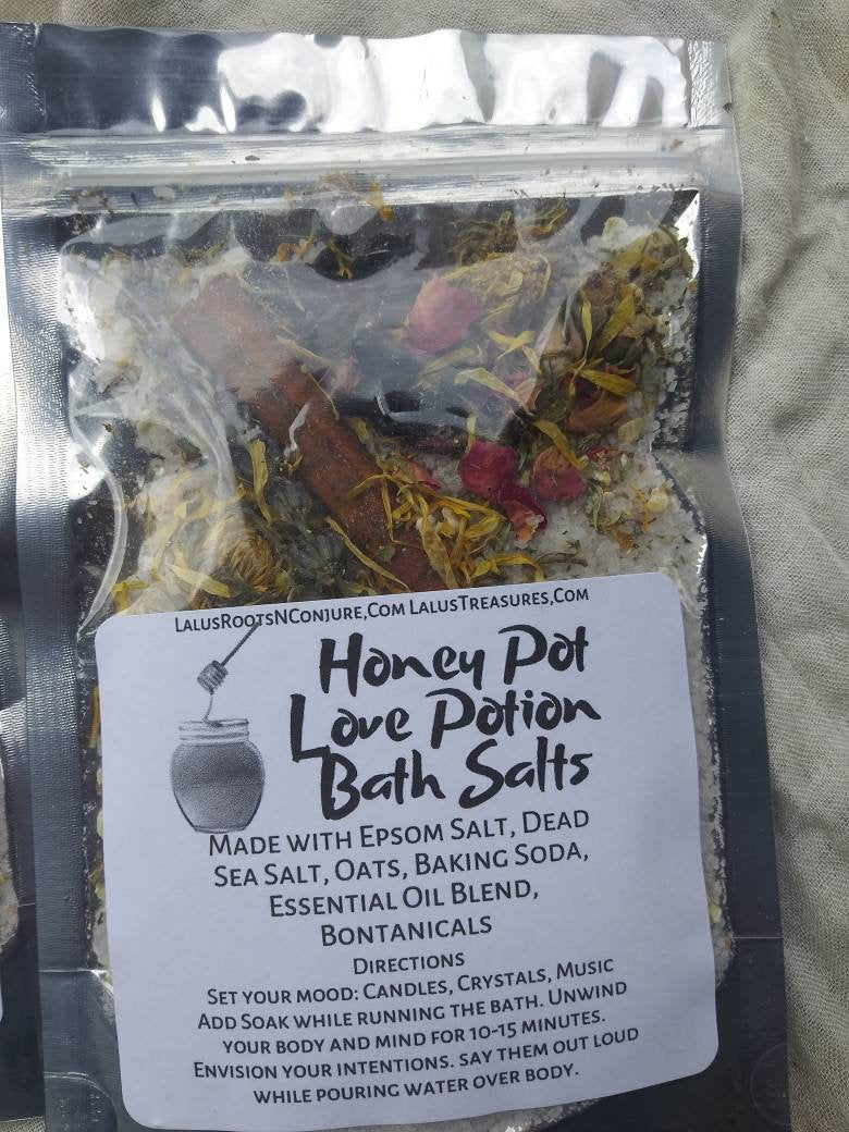 Honey Pot Love Potion Bath Salt | Draw in Love